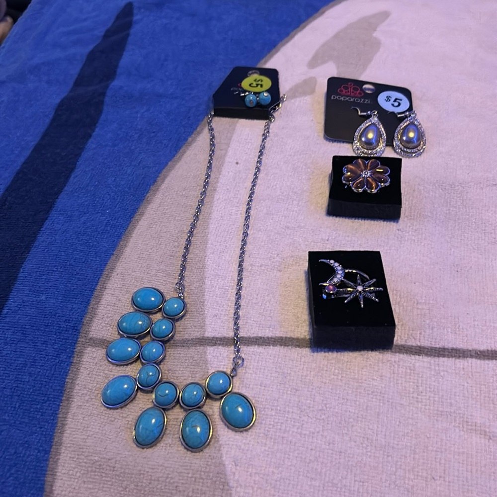 Paparazzi and sassy jones jewelry set